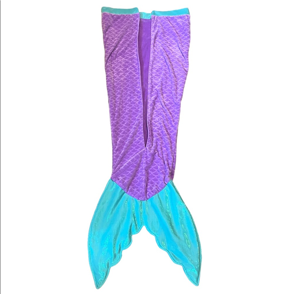 Mermaid tail blanket